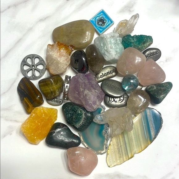 Natural Crystal and Rock Assorted Healing Set - Picture 2 of 7